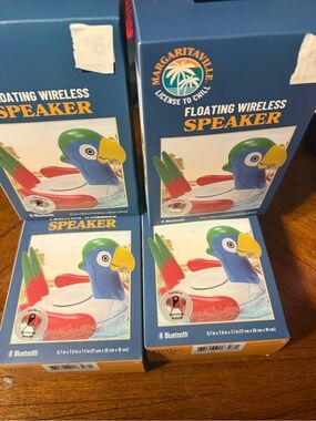 Margaritaville Floating Wireless Speaker - Multicolor Parrot 4